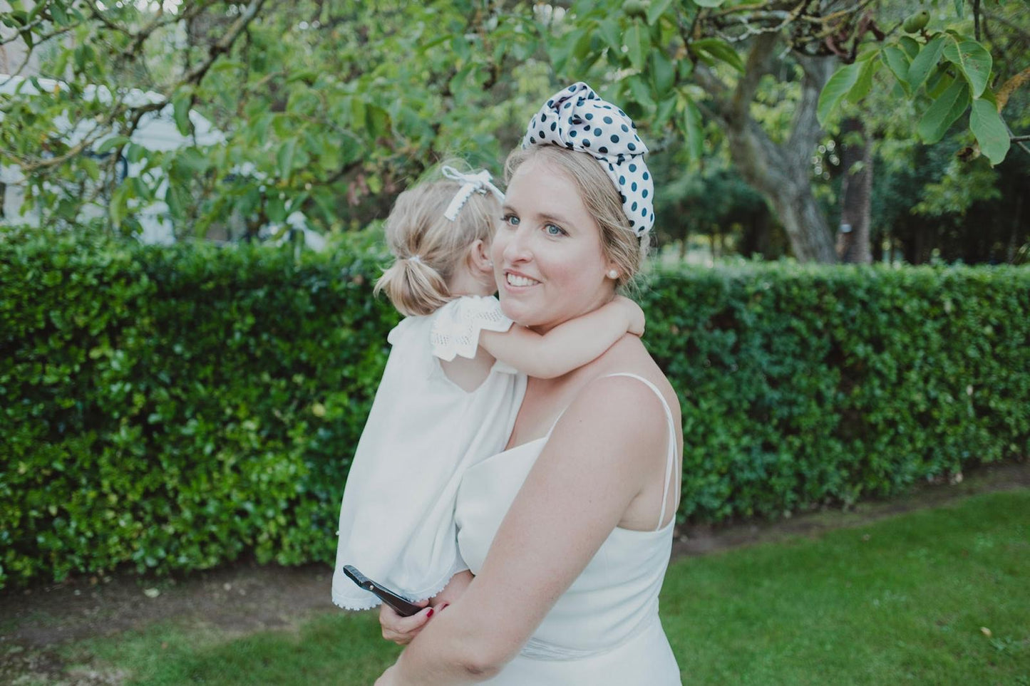 Diadema Leonor lunares